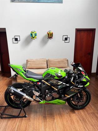 KAWASAKI NINJA ZX-6R KRT 